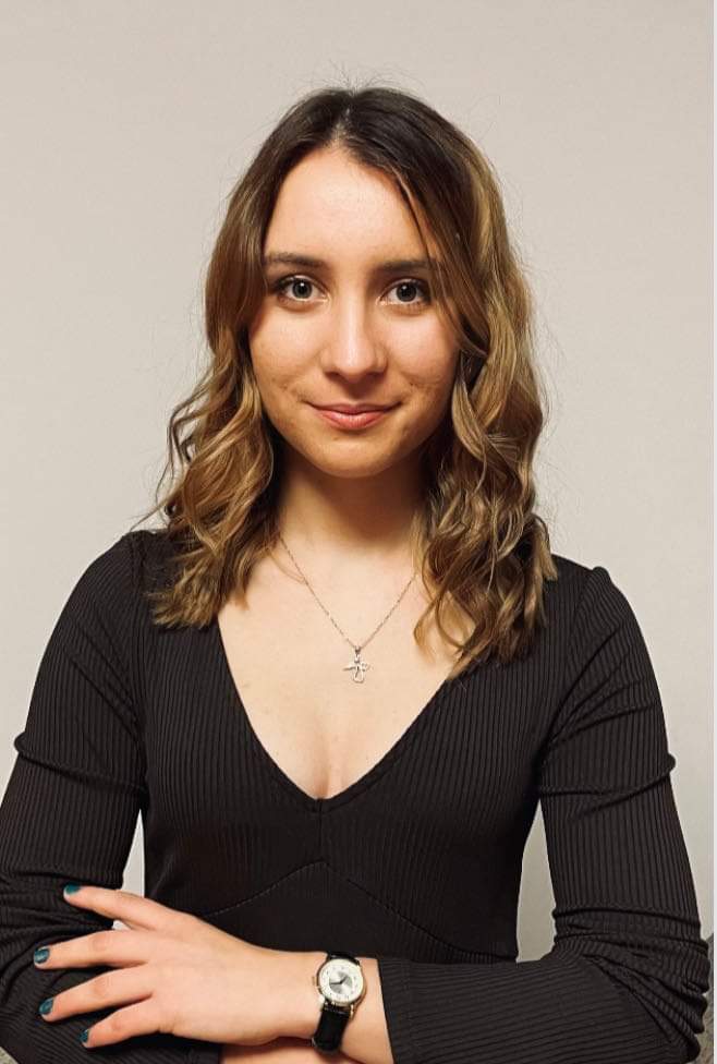 Anna Pakulska otrzymała nagrodę za najlepszą pracę dyplomową
